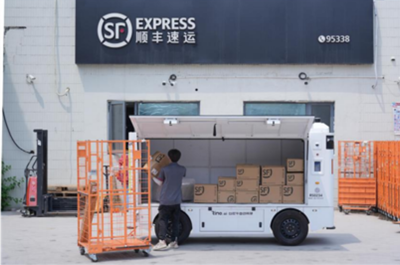 Autonomous 4-Wheel Logistics Delivery Vehicle (Rino.ai)
