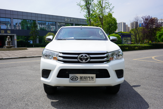 Toyota HiLux